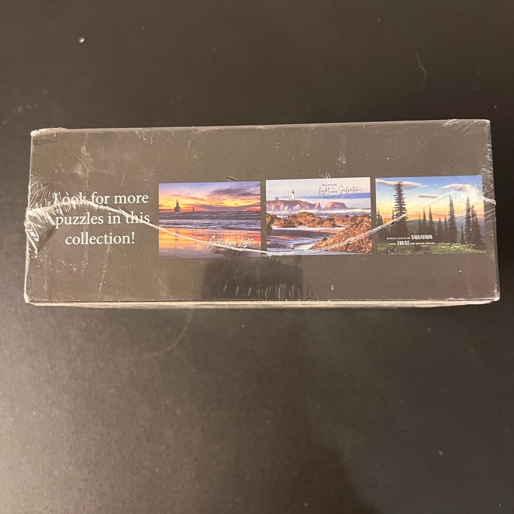 Heartwood Hollow 1000 Piece Puzzle "Strength & Refuge" NEW & SEALED - Picture 3 of 6